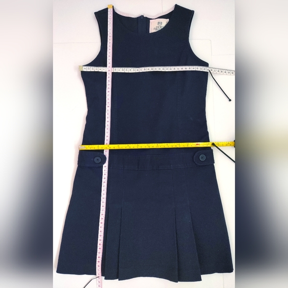Old Navy Schoolwear Uniform dress, Girls' Drop Waist Pleated Jumper w/White Top - Picture 6 of 10